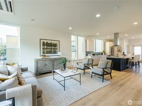 4108 30th Avenue S 7, Seattle WA 98108