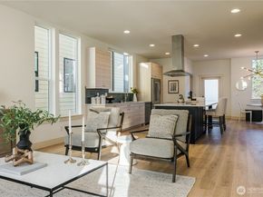 4108 30th Avenue S 7, Seattle WA 98108