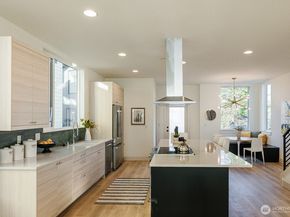 4108 30th Avenue S 7, Seattle WA 98108