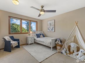 5814 149th Avenue SE, Bellevue WA 98006