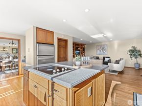 5814 149th Avenue SE, Bellevue WA 98006