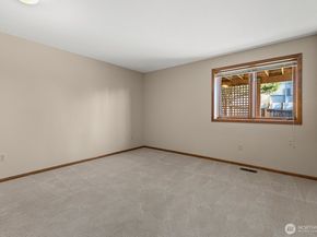 5814 149th Avenue SE, Bellevue WA 98006