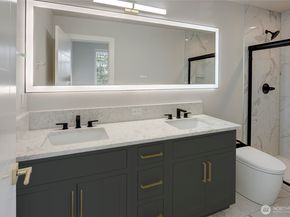 17116 35th Drive SE A2, Bothell WA 98012