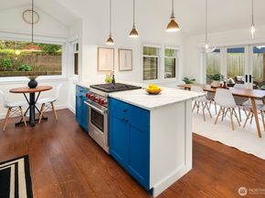 6842 28th Avenue NE, Seattle WA 98115