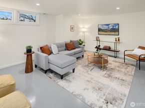 6842 28th Avenue NE, Seattle WA 98115