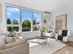 8831 C Wallingford Avenue N, Seattle WA 98103