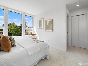 8831 C Wallingford Avenue N, Seattle WA 98103