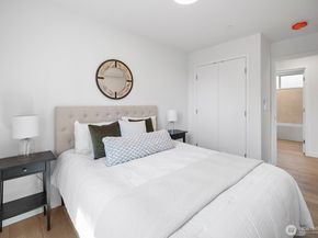 8831 C Wallingford Avenue N, Seattle WA 98103