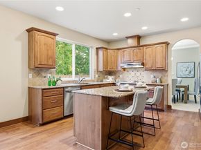 22213 32nd Avenue SE, Bothell WA 98021