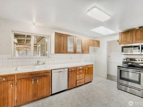 17028 Larch Way, Lynnwood WA 98037