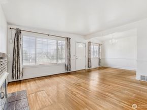 17028 Larch Way, Lynnwood WA 98037