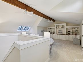 10331 NE 19th Place, Bellevue WA 98004