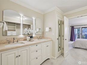 10331 NE 19th Place, Bellevue WA 98004