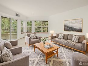 1750 152nd Avenue NE E311, Bellevue WA 98007