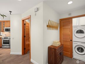 3100 Fairview Avenue E 302, Seattle WA 98102