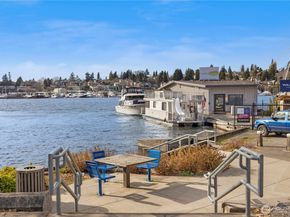 3100 Fairview Avenue E 302, Seattle WA 98102