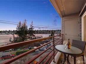 3100 Fairview Avenue E 302, Seattle WA 98102