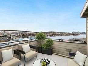 3926 1st Avenue NE 31, Seattle WA 98015