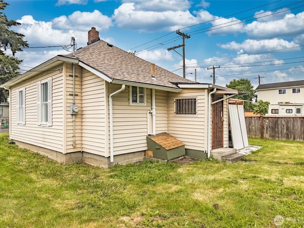 3827 S Morgan Street, Seattle WA 98118