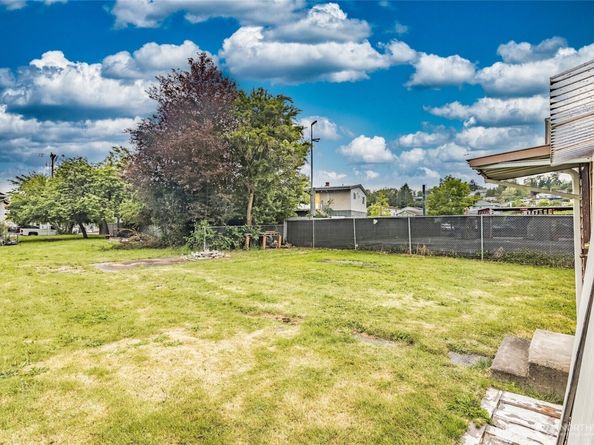 3827 S Morgan Street, Seattle WA 98118