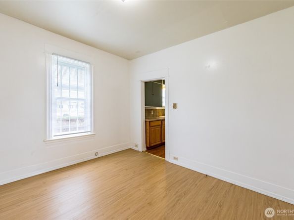 3827 S Morgan Street, Seattle WA 98118