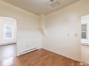3827 S Morgan Street, Seattle WA 98118