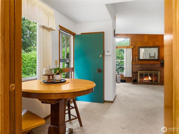 108 Sunnyhill Road W, Bremerton WA 98312