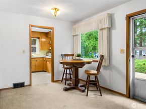 108 Sunnyhill Road W, Bremerton WA 98312