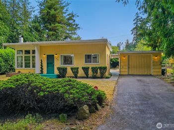 108 Sunnyhill Road W