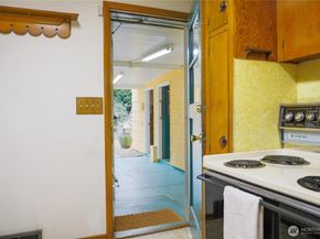 108 Sunnyhill Road W, Bremerton WA 98312
