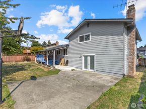 21423 122nd Place SE, Kent WA 98031