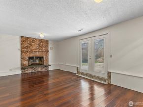 21423 122nd Place SE, Kent WA 98031