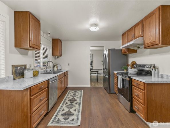 21423 122nd Place SE, Kent WA 98031