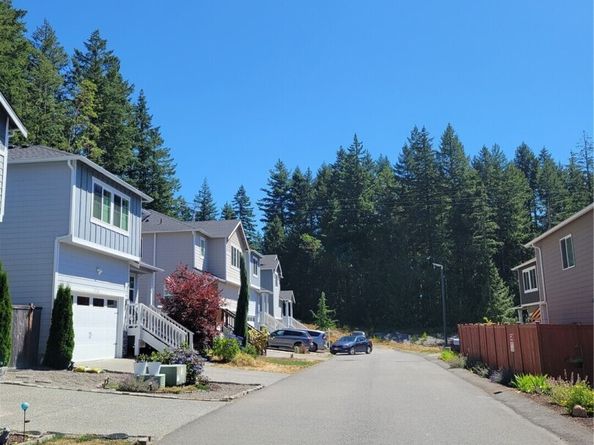 5112 Bear Paw Court NW, Silverdale WA 98383