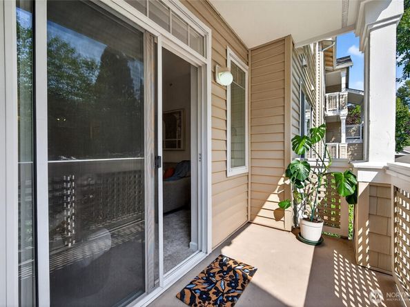 15300 112th Avenue NE A202, Bothell WA 98011