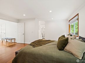 929 187th Place SW, Lynnwood WA 98036