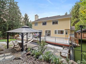 929 187th Place SW, Lynnwood WA 98036