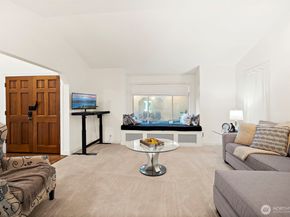 929 187th Place SW, Lynnwood WA 98036