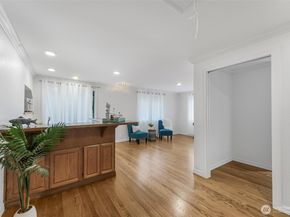 929 187th Place SW, Lynnwood WA 98036