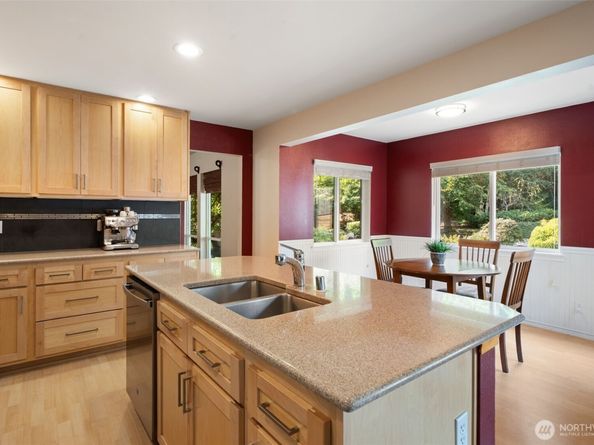 23567 Brixton Place NW, Poulsbo WA 98370