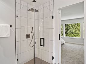 11006 325th Avenue SE, Issaquah WA 98027