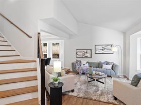 11006 325th Avenue SE, Issaquah WA 98027