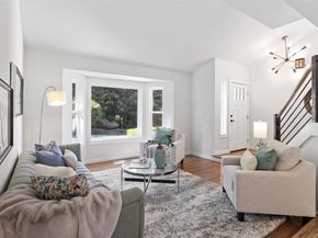 11006 325th Avenue SE, Issaquah WA 98027