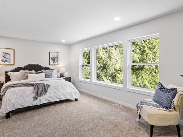 11006 325th Avenue SE, Issaquah WA 98027