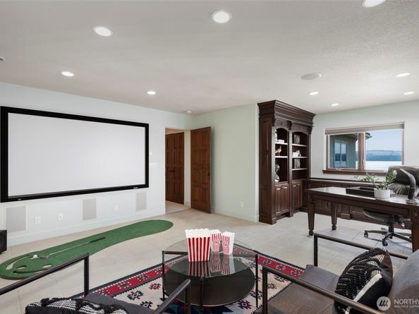 1881 NW Seclusion Cove Way, Poulsbo WA 98370