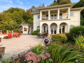 1881 NW Seclusion Cove Way, Poulsbo WA 98370