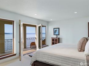 1881 NW Seclusion Cove Way, Poulsbo WA 98370