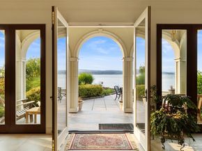 1881 NW Seclusion Cove Way, Poulsbo WA 98370