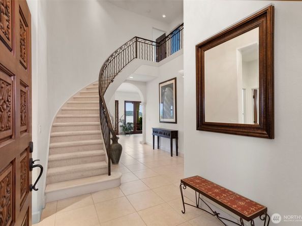 1881 NW Seclusion Cove Way, Poulsbo WA 98370