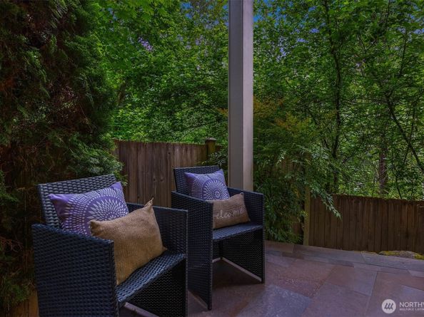 11005 NE 100th Place, Kirkland WA 98033